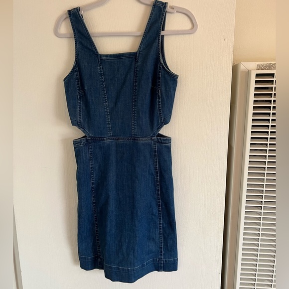 long dress blue colour Blue Cotton Cutwork Flouncy Maxi Camilla Dress  SABO
